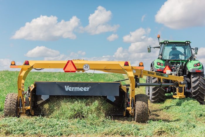 Vermeer_MC150_Mower_Conditioner.jpg