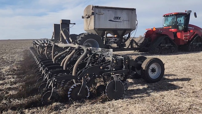 Lynx-strip-till