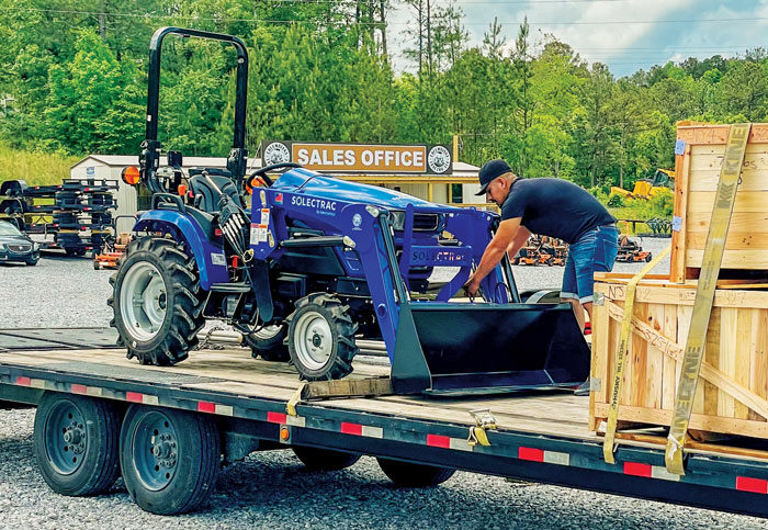 Solectrac-dealership-Columbiana-Tractor.jpg